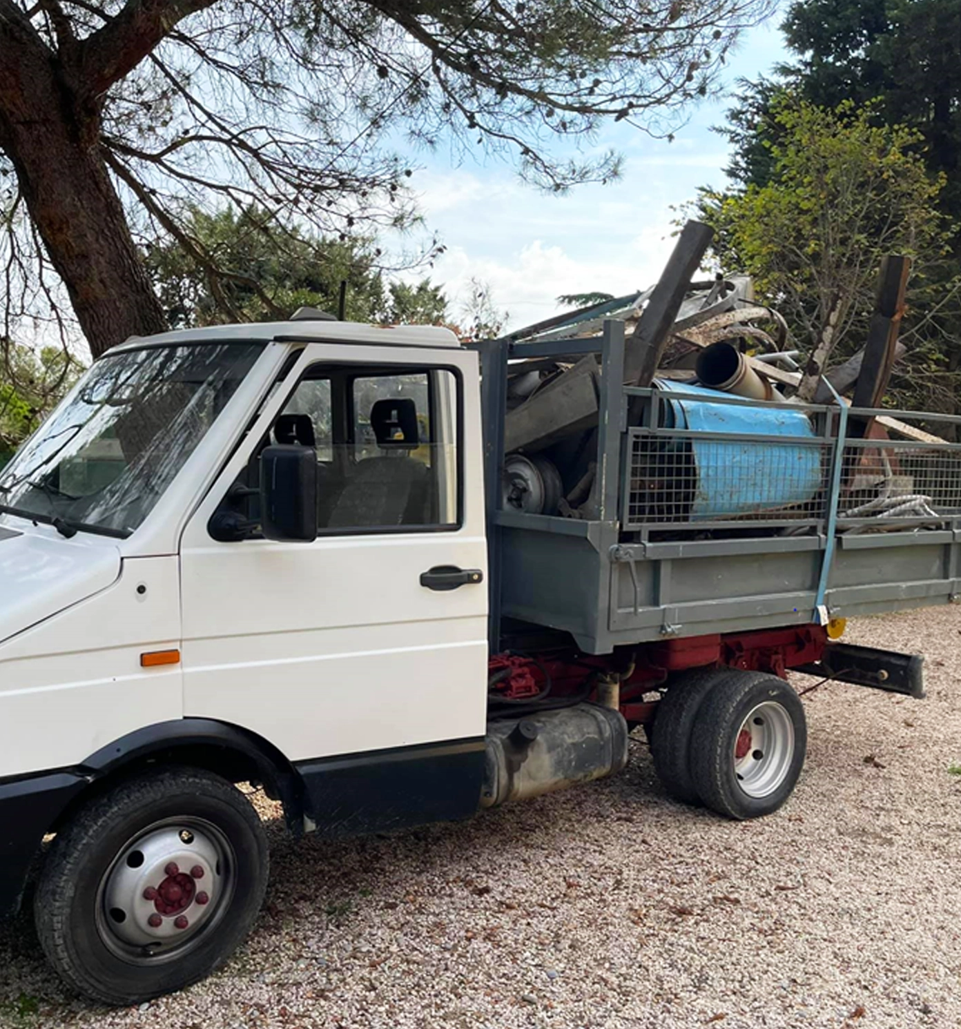 Ferrailleur à Cheval Blanc et Avignon